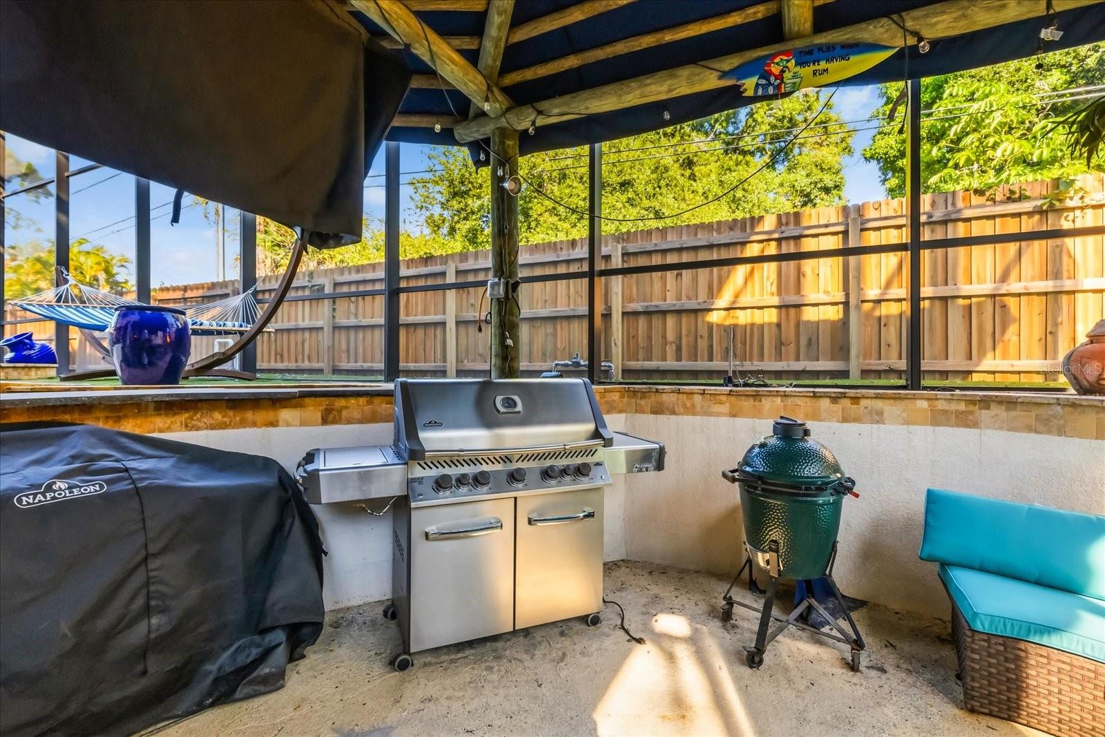 911 JUNGLE AVE N, ST PETERSBURG, FL — photo 65