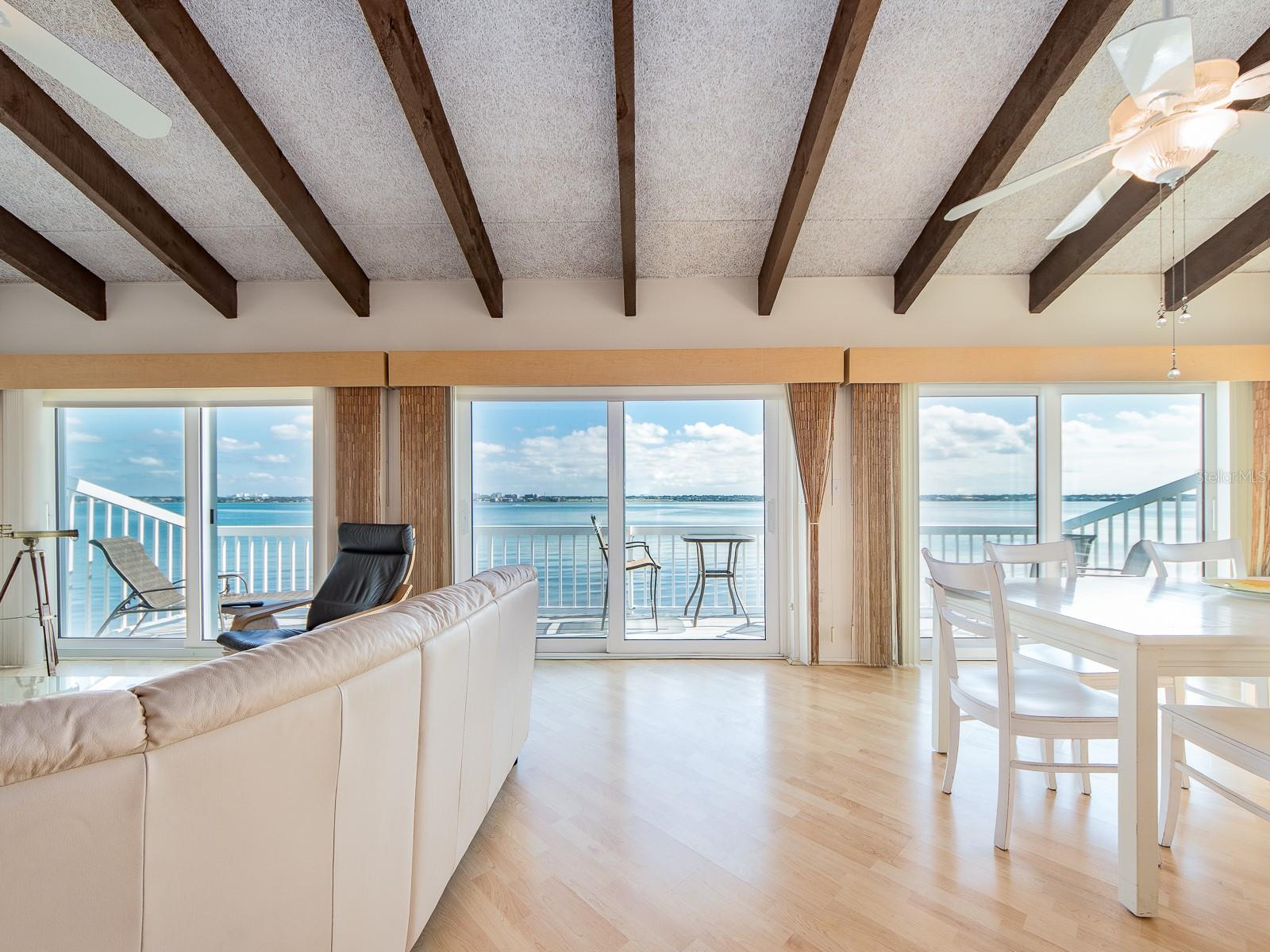 1401 GULF BLVD #215, CLEARWATER BEACH, FL — photo 4