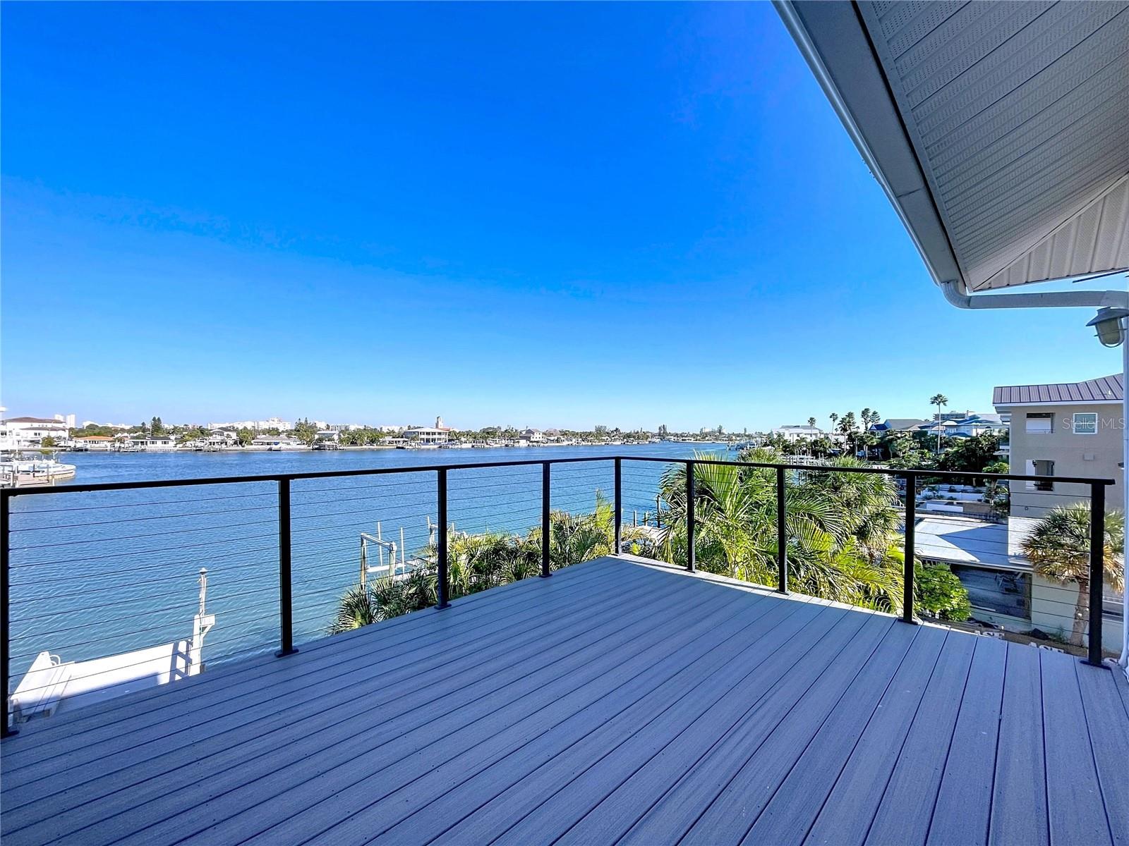8485 BLIND PASS DR, TREASURE ISLAND, FL — photo 17