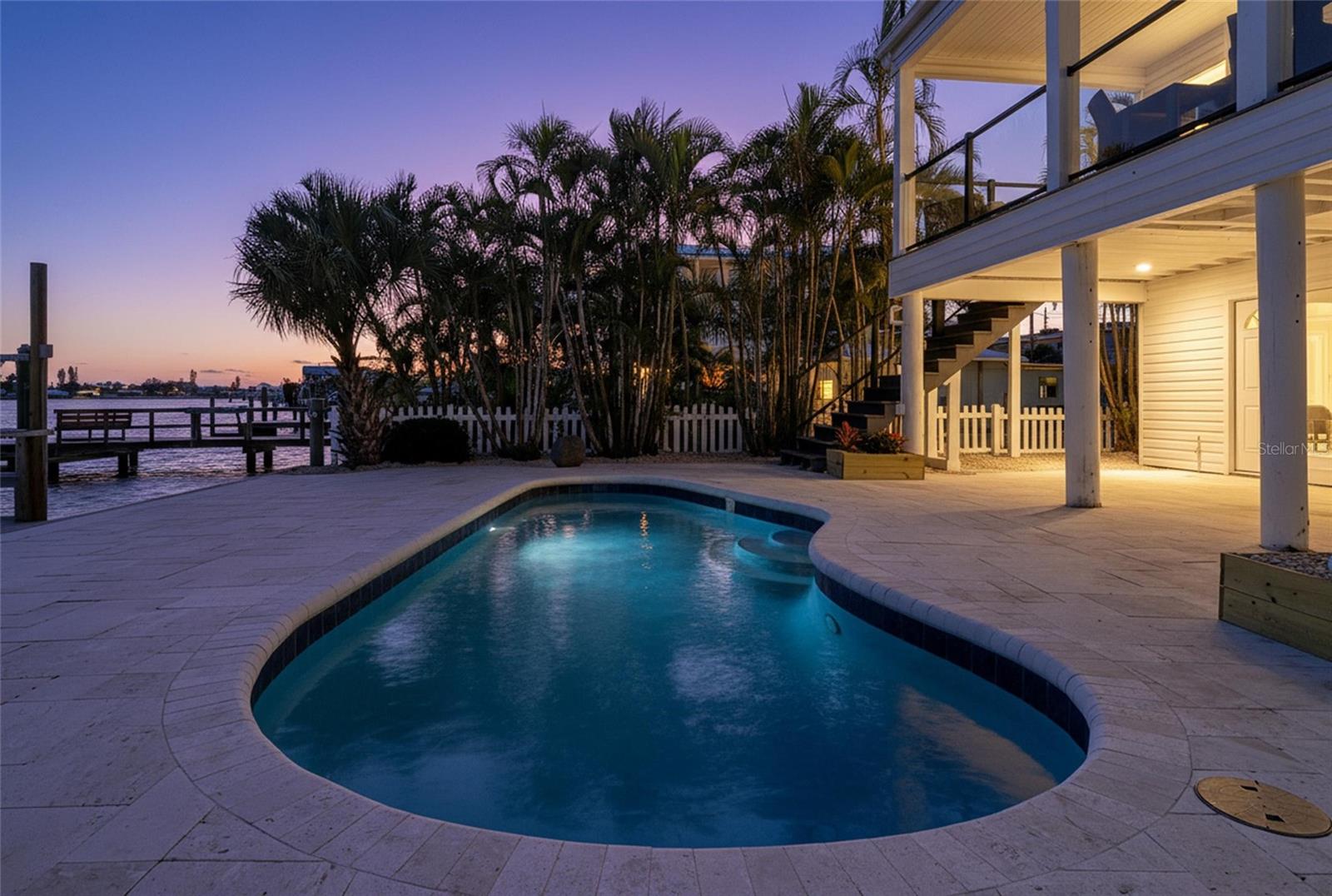 8485 BLIND PASS DR, TREASURE ISLAND, FL — photo 32