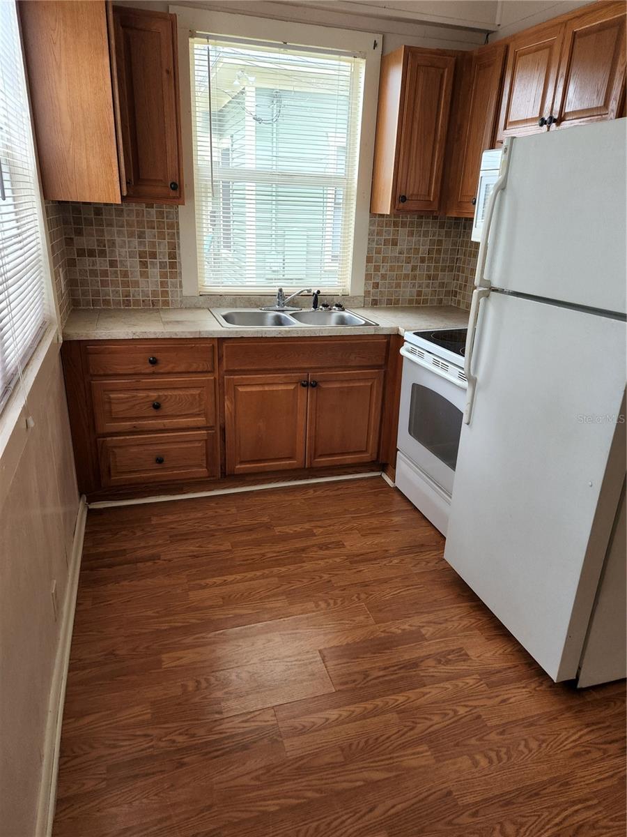 2306 N MORGAN ST, TAMPA, FL — photo 8