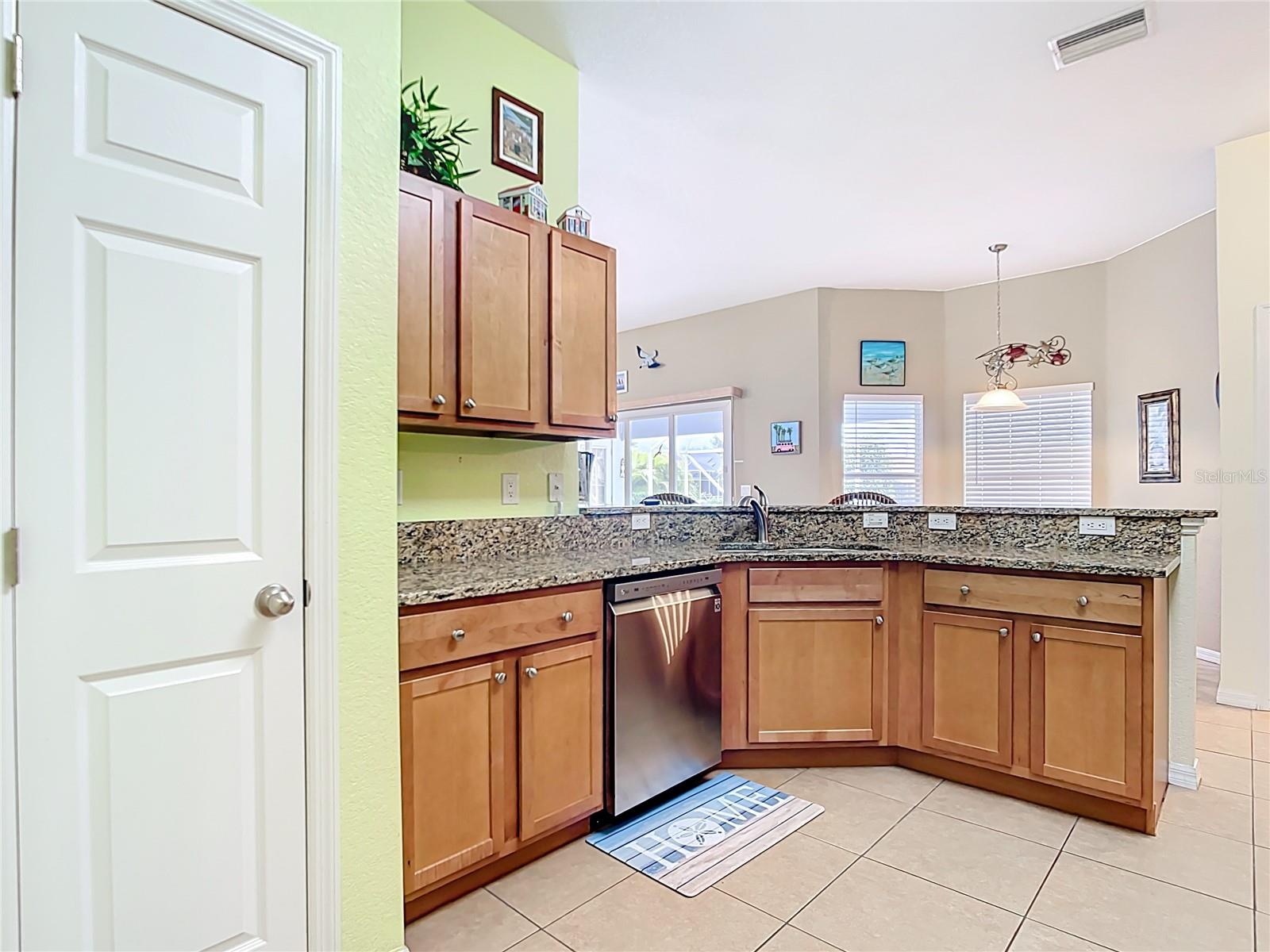 119 SPORTSMAN RD, ROTONDA WEST, FL — photo 31
