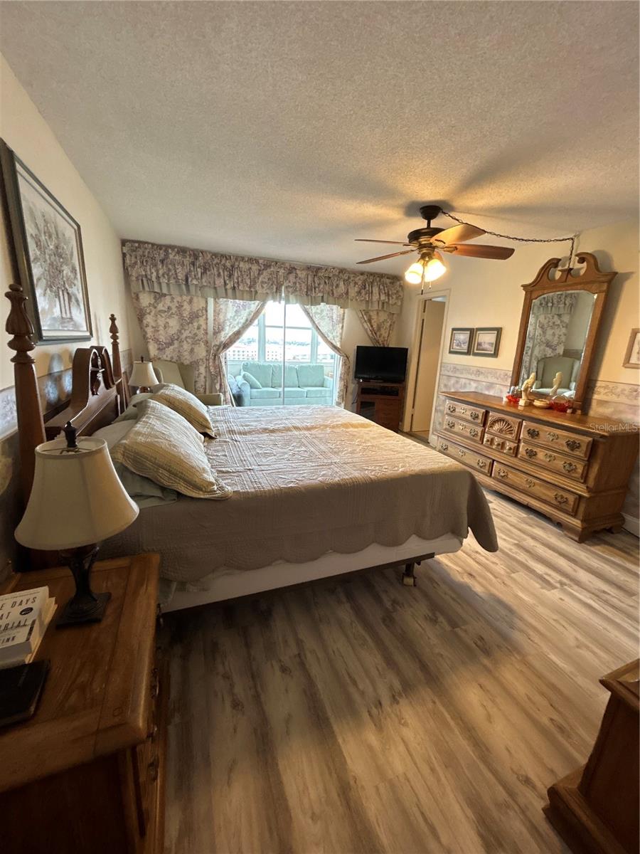 4775 COVE CIR #1202, MADEIRA BEACH, FL — photo 35
