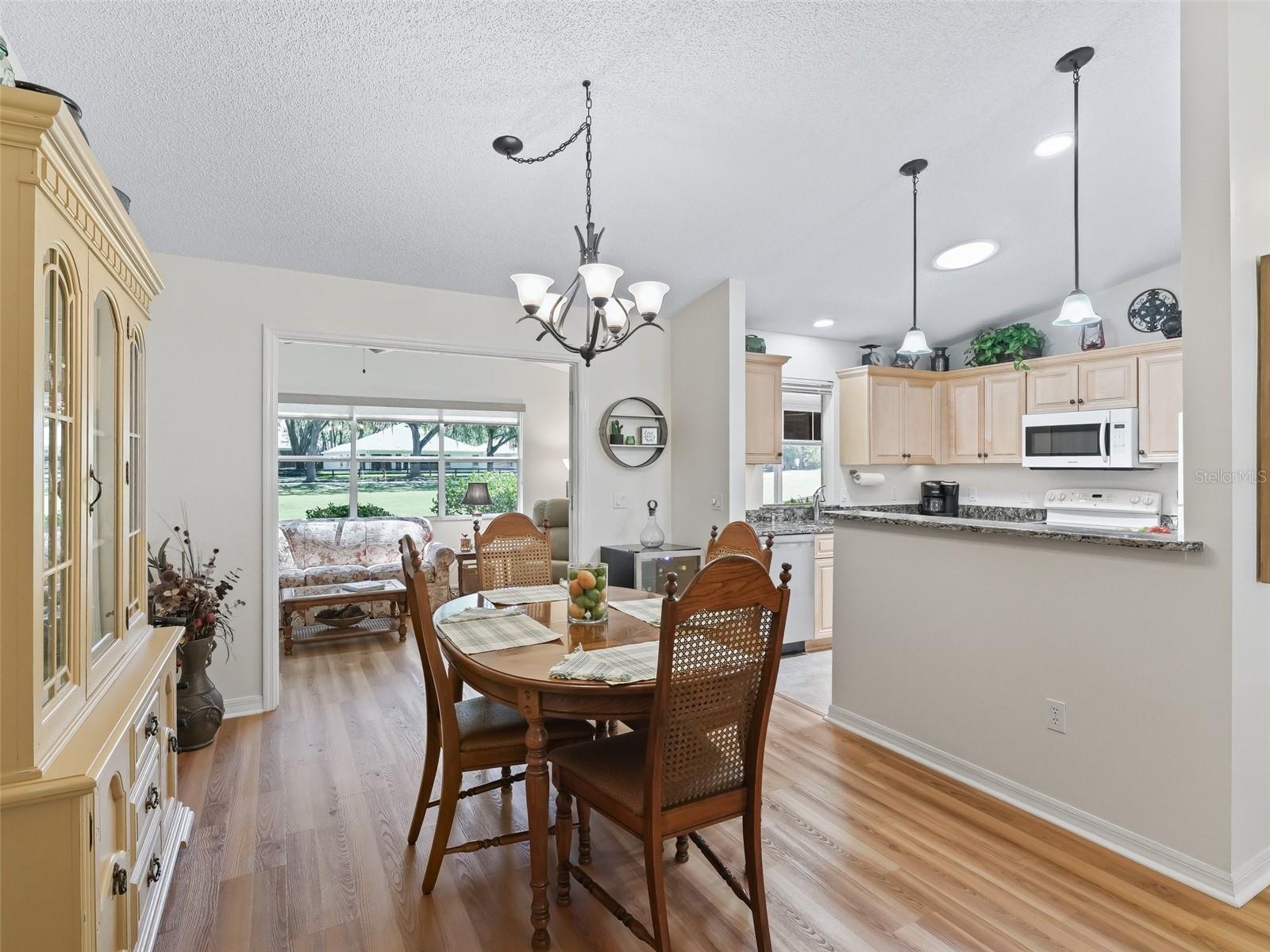 511 CHULA VISTA AVE, THE VILLAGES, FL — photo 17