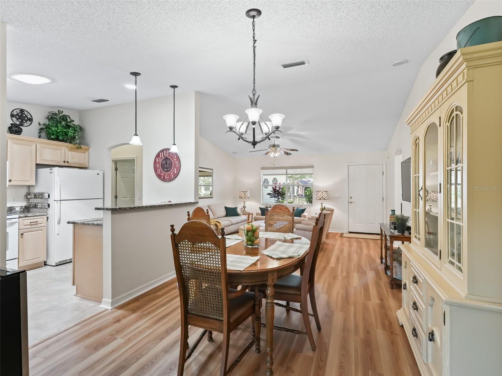 511 CHULA VISTA AVE, THE VILLAGES, FL — photo 25