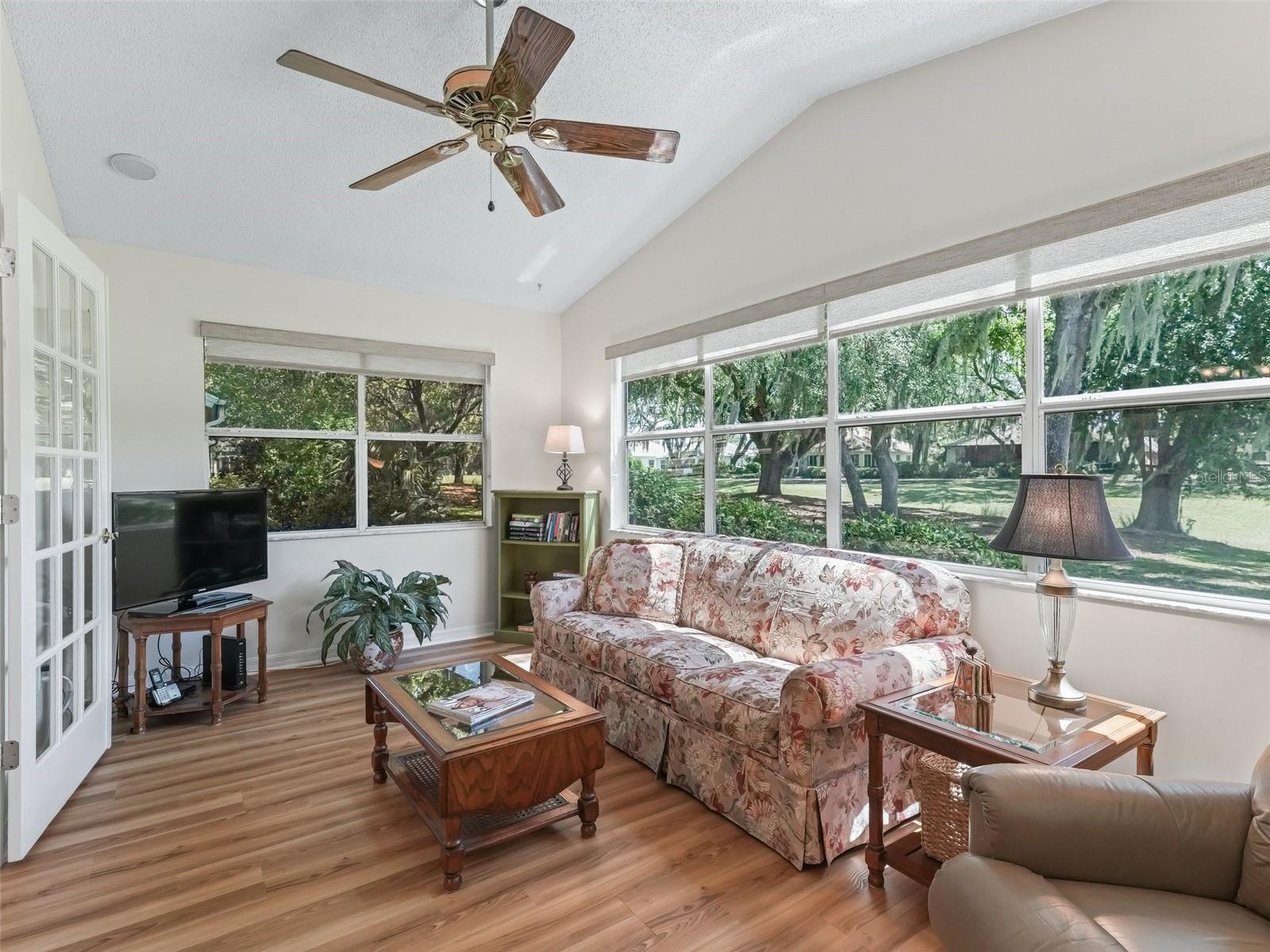 511 CHULA VISTA AVE, THE VILLAGES, FL — photo 27