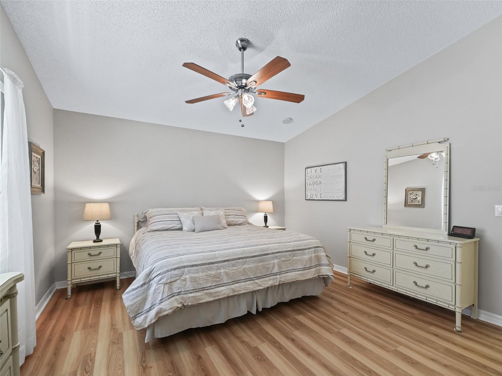 511 CHULA VISTA AVE, THE VILLAGES, FL — photo 46