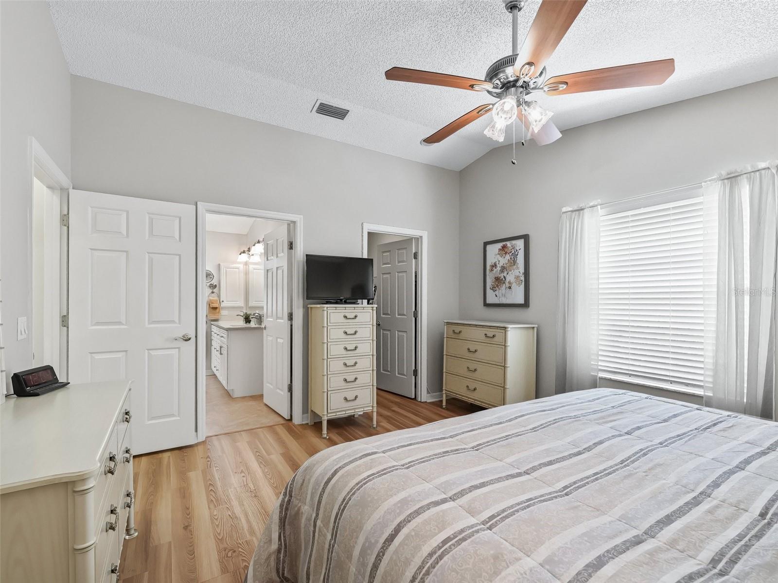 511 CHULA VISTA AVE, THE VILLAGES, FL — photo 50