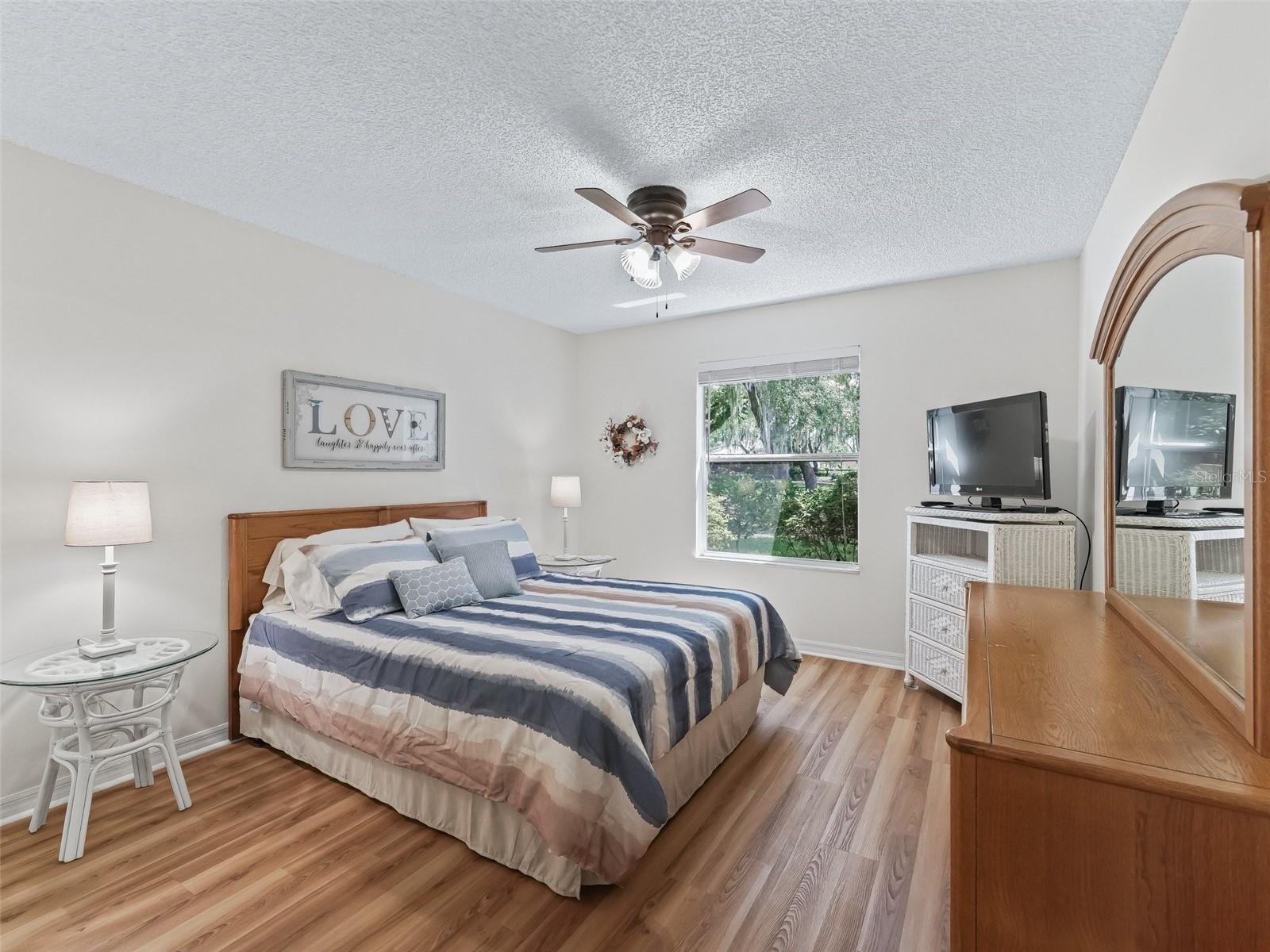 511 CHULA VISTA AVE, THE VILLAGES, FL — photo 57