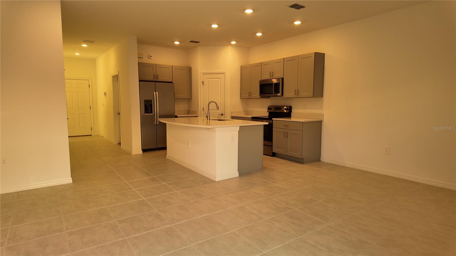 2207 PORTRAIT STREET, KISSIMMEE, FL — photo 13