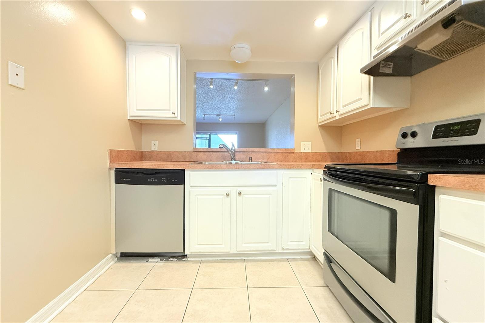 6336 NEWTOWN CIR #36A2, TAMPA, FL — photo 23