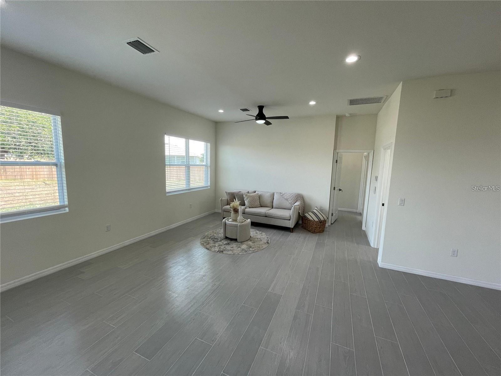 916 DOGWOOD CIR, SEBRING, FL — photo 12