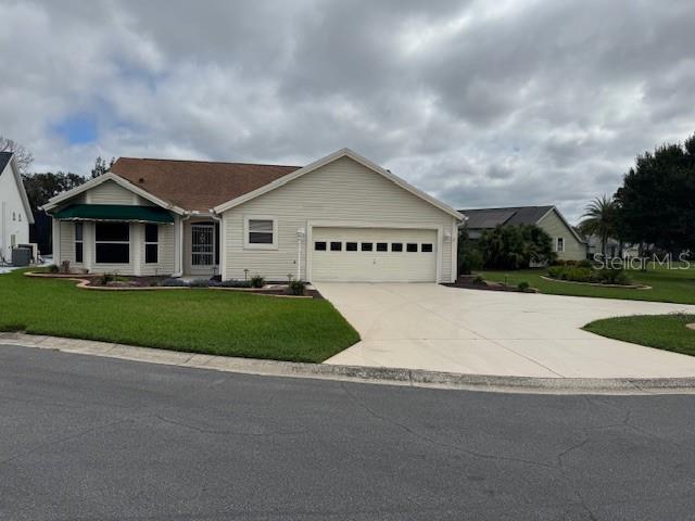 903 RAMOS DR, THE VILLAGES, FL