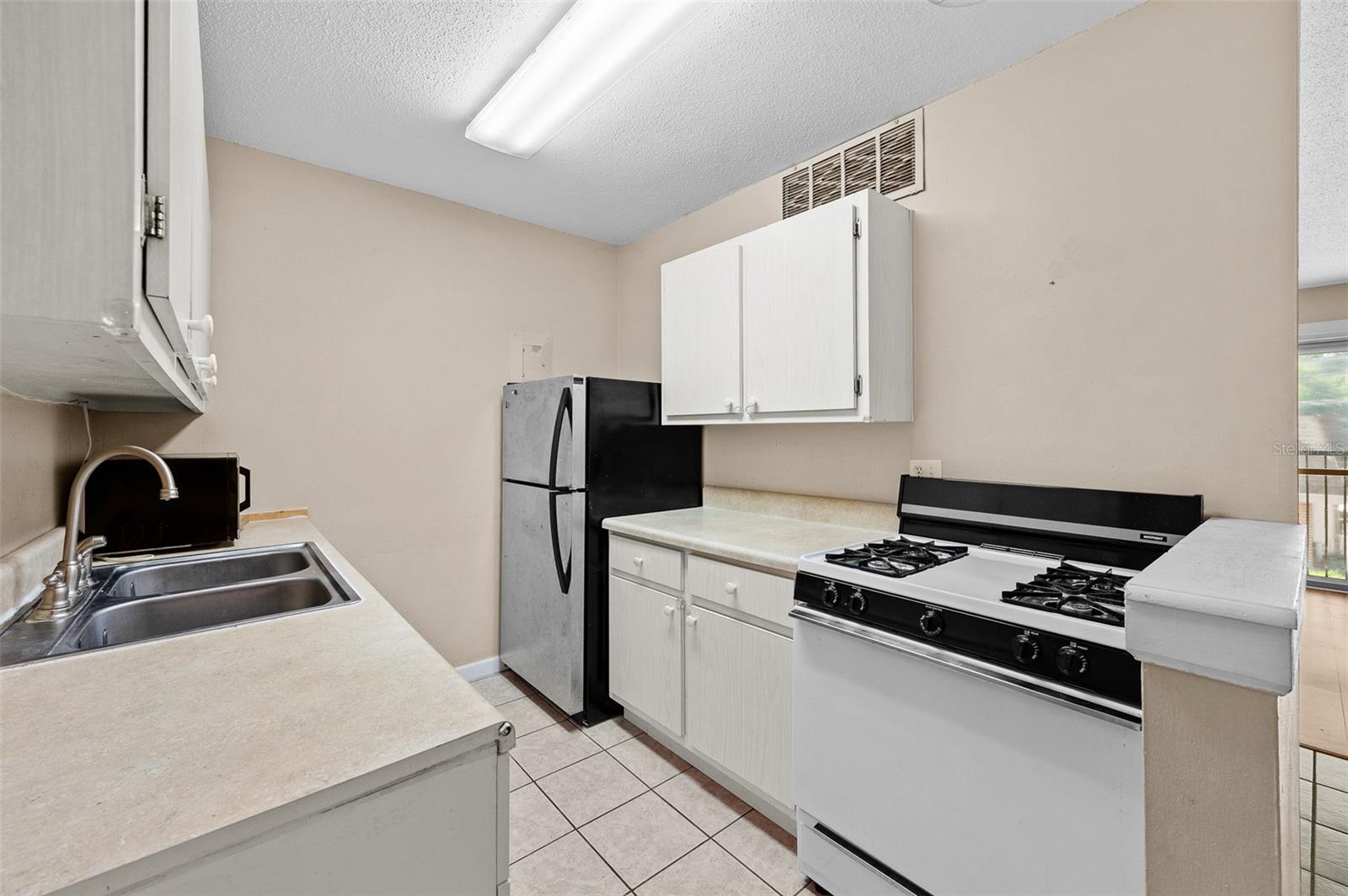 1700 SW 16TH CT #D24, GAINESVILLE, FL — photo 12