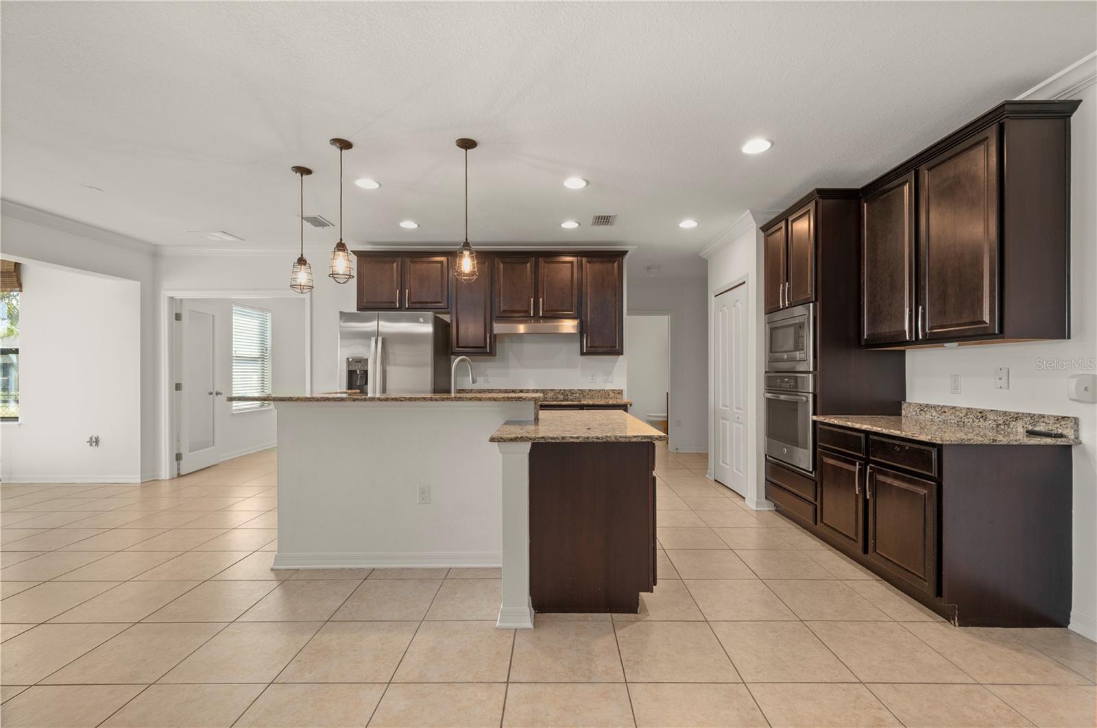 4069 RIVER BANK WAY, PORT CHARLOTTE, FL — photo 4