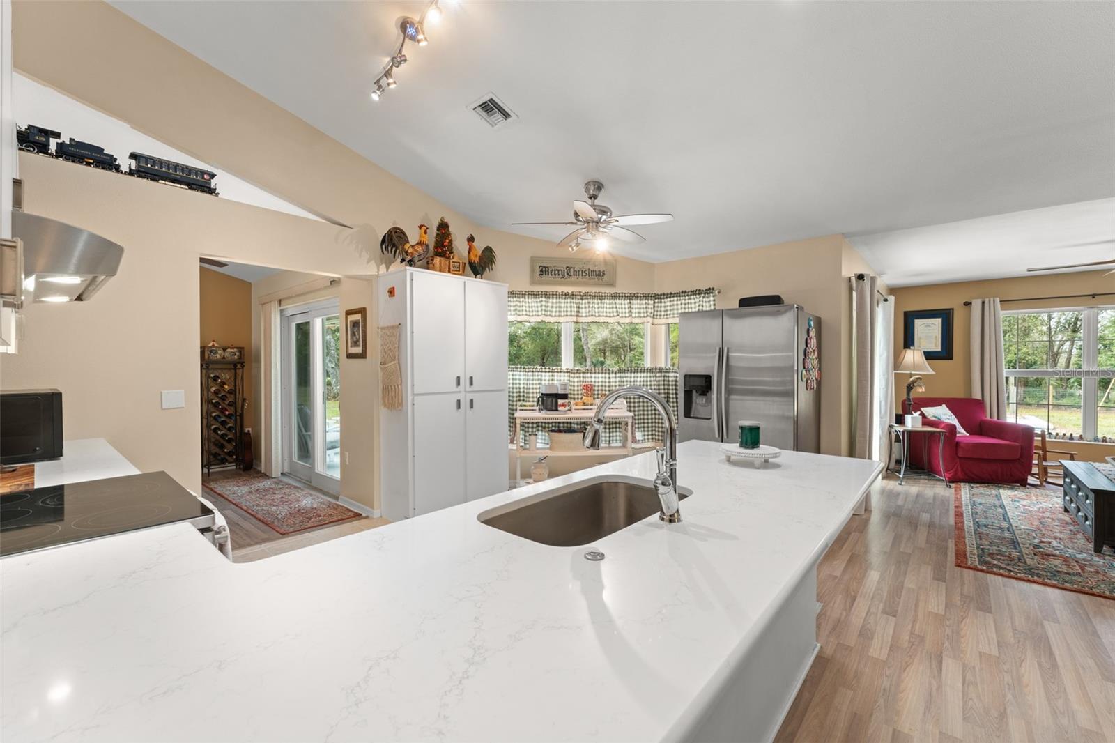 22126 QUALE GROVE RD, EUSTIS, FL — photo 42