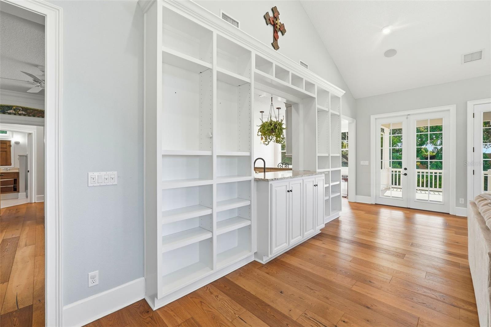 580 W 10TH AVE, MOUNT DORA, FL — photo 21