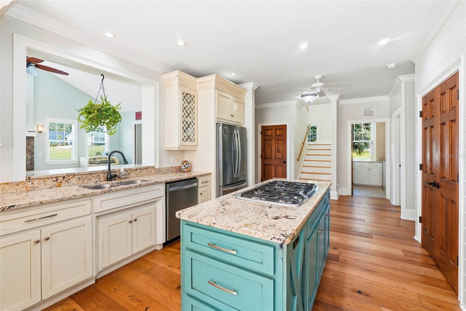 580 W 10TH AVE, MOUNT DORA, FL — photo 34