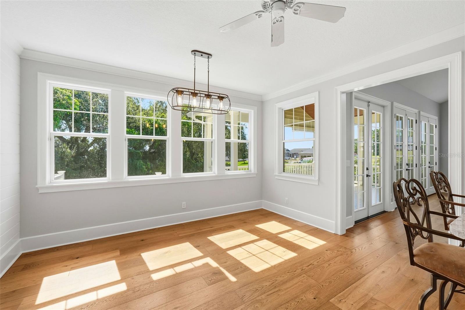580 W 10TH AVE, MOUNT DORA, FL — photo 46