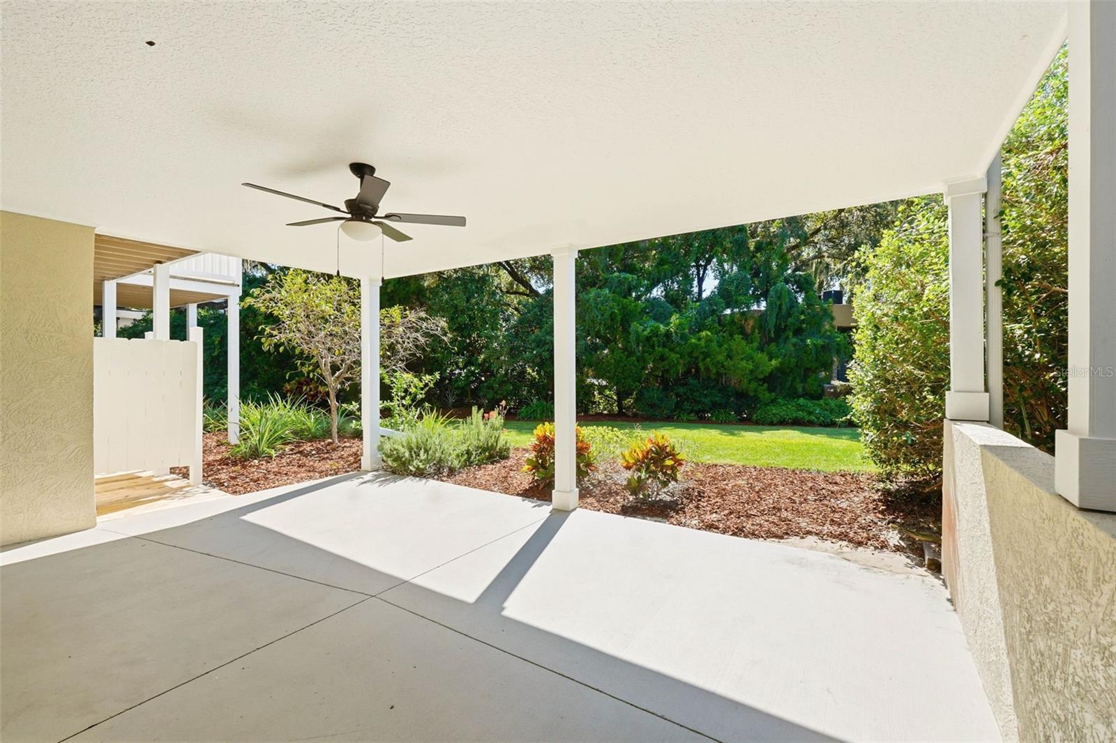 580 W 10TH AVE, MOUNT DORA, FL — photo 92