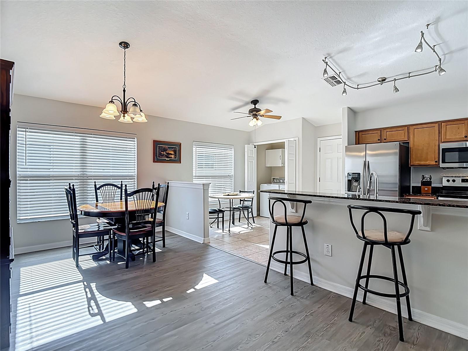 9608 ROLLING CIR, SAN ANTONIO, FL — photo 8