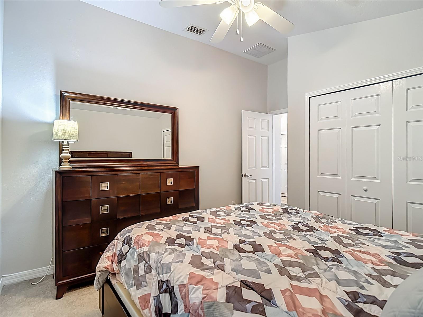 9608 ROLLING CIR, SAN ANTONIO, FL — photo 14