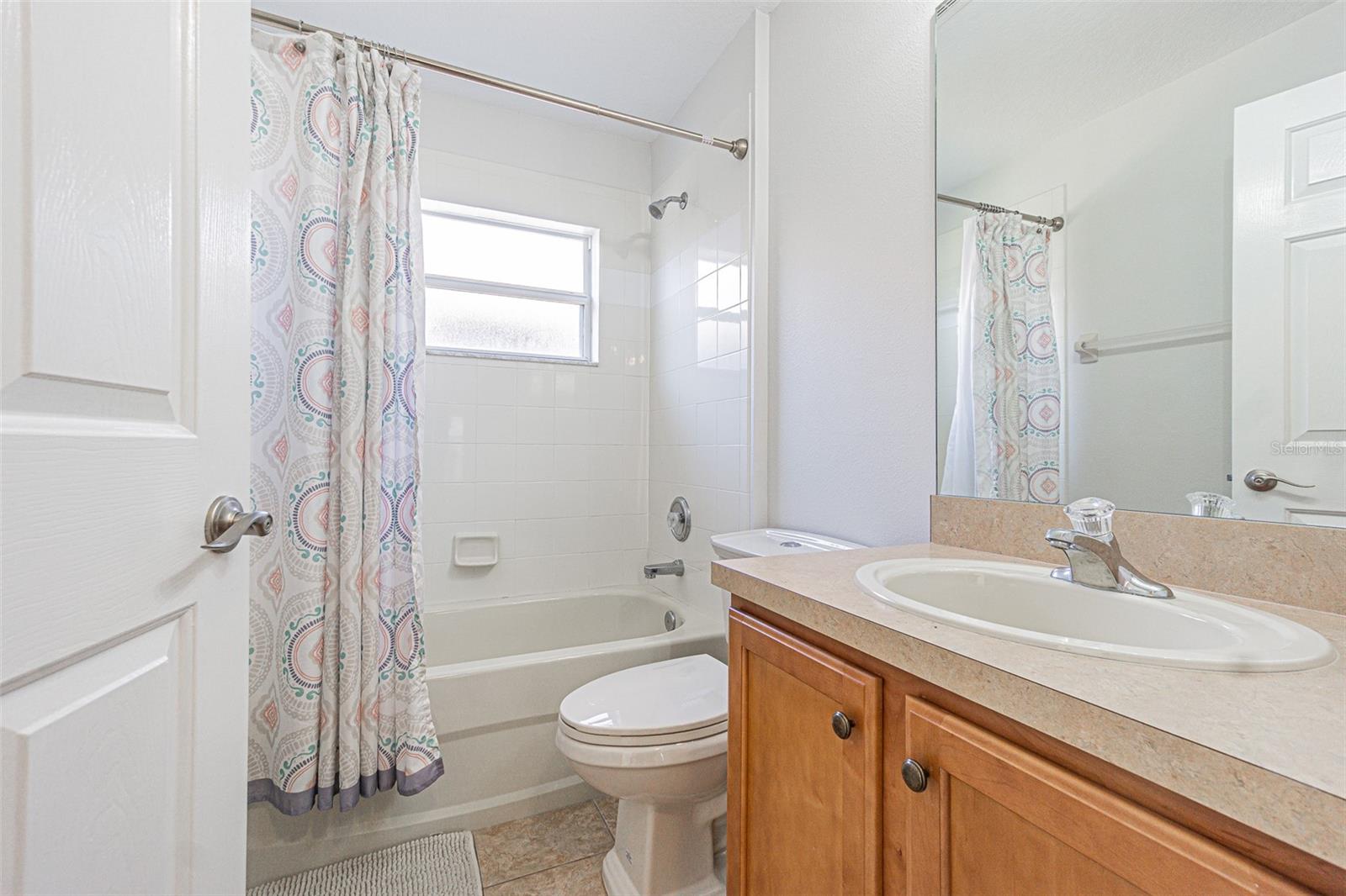 9608 ROLLING CIR, SAN ANTONIO, FL — photo 28