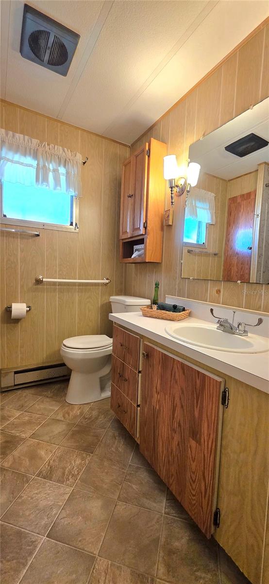 37021 KAREN AVE, ZEPHYRHILLS, FL — photo 16