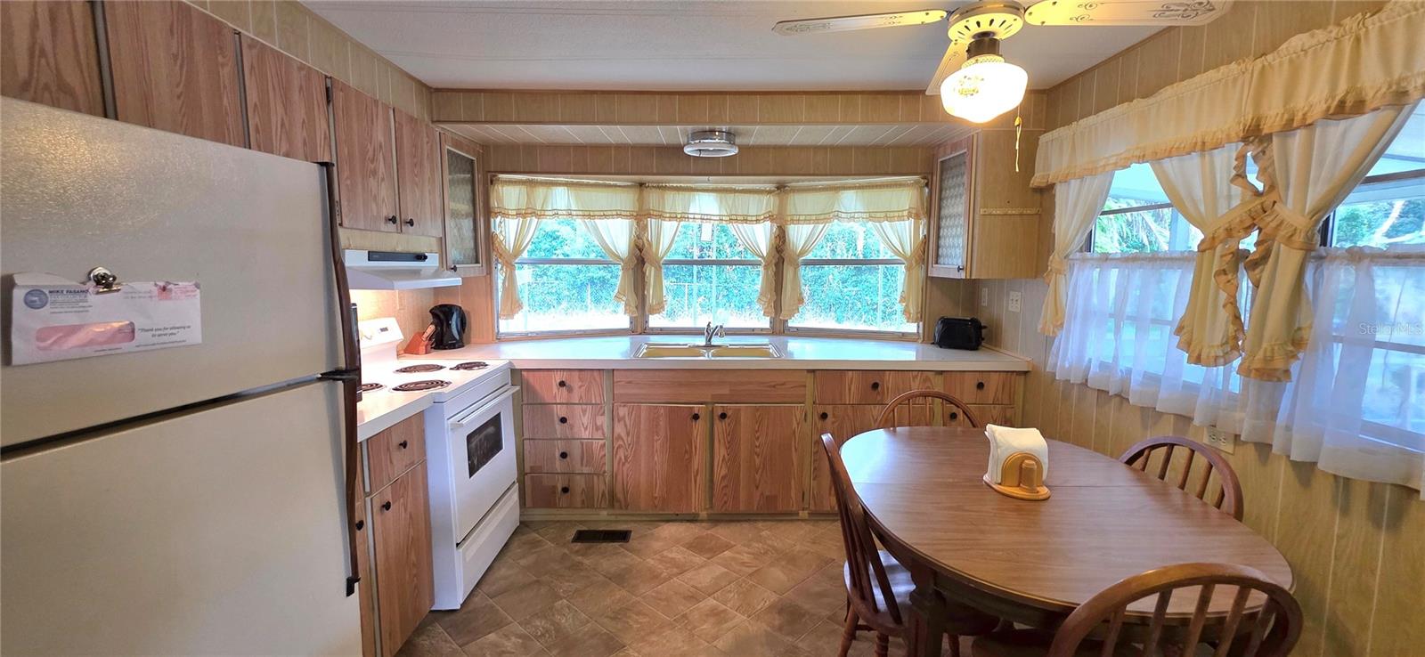 37021 KAREN AVE, ZEPHYRHILLS, FL — photo 28