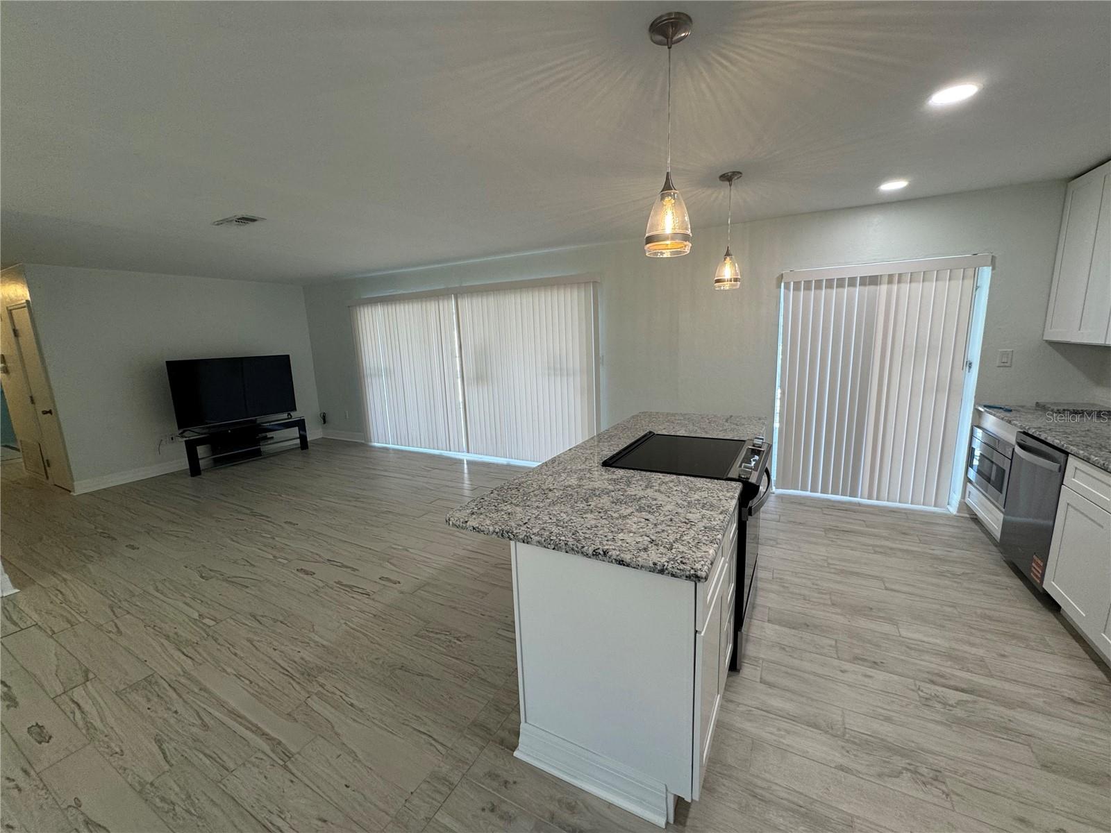 189 SMALL ST SE, PORT CHARLOTTE, FL — photo 7
