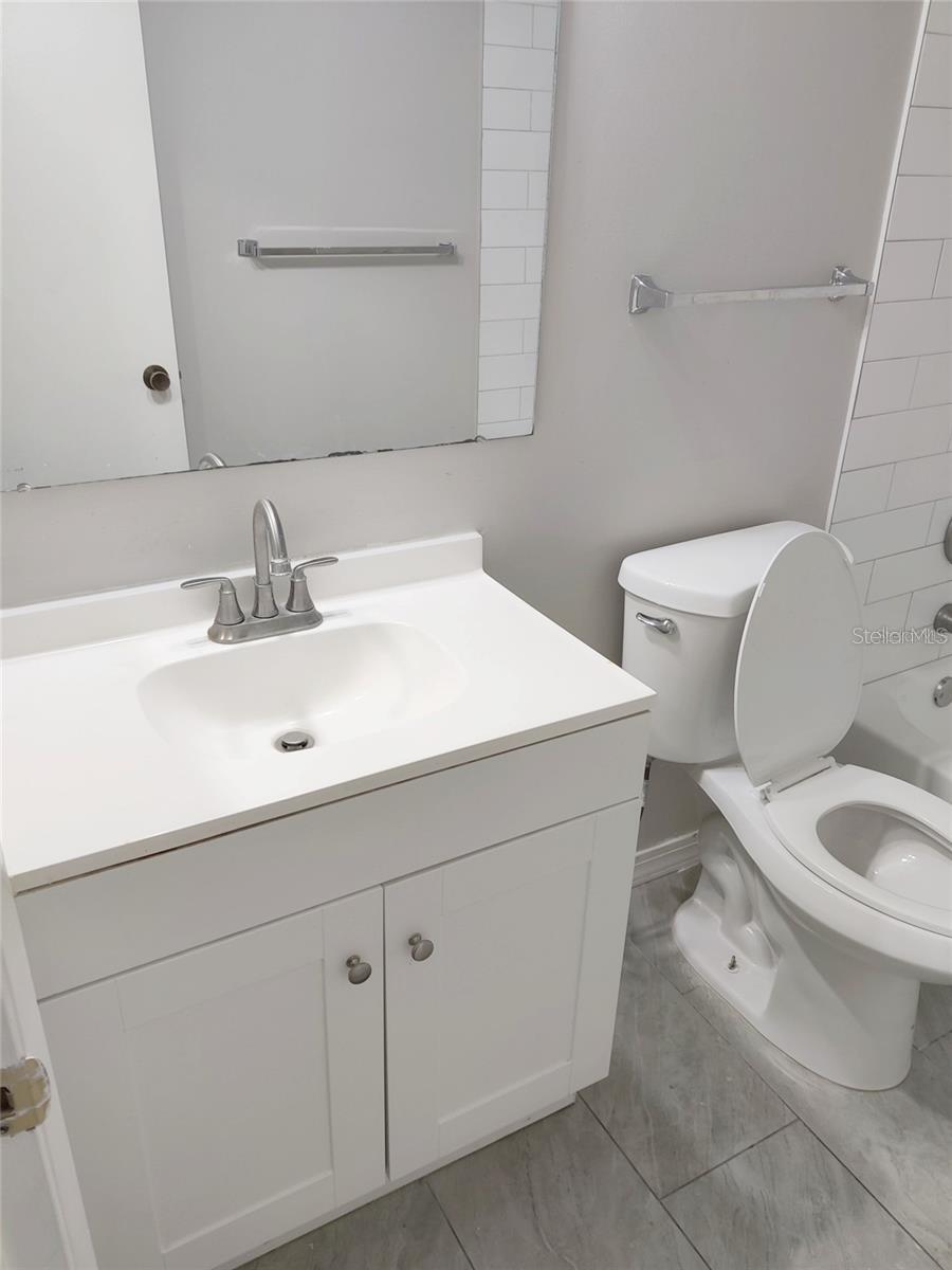 2472 ENTERPRISE RD #6, CLEARWATER, FL — photo 15