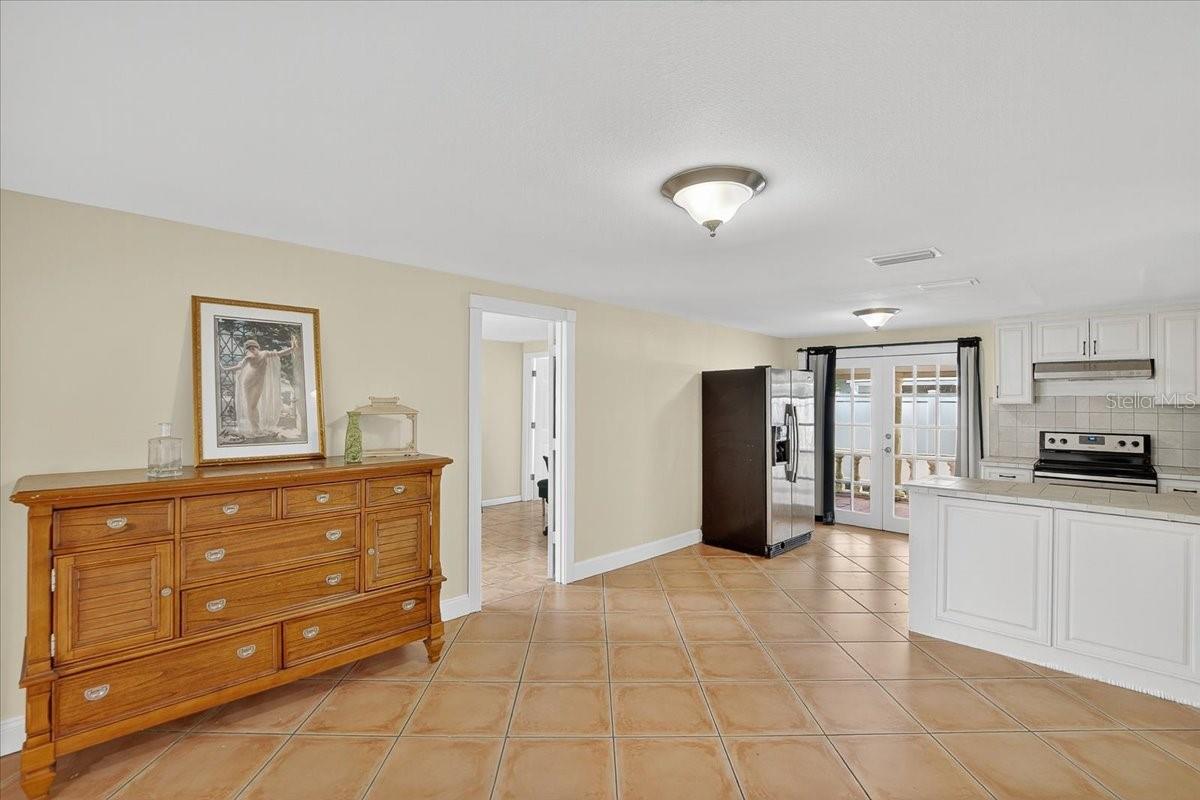 4515 W NORTH ST, TAMPA, FL — photo 6