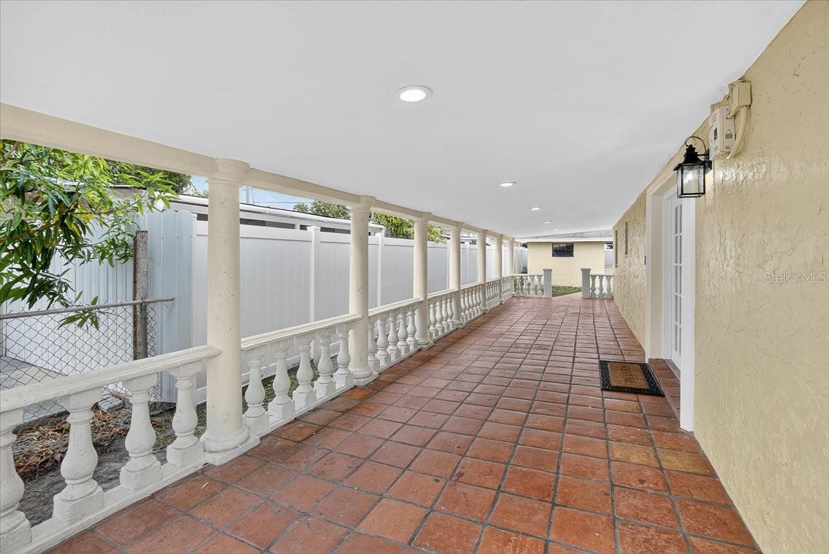 4515 W NORTH ST, TAMPA, FL — photo 33