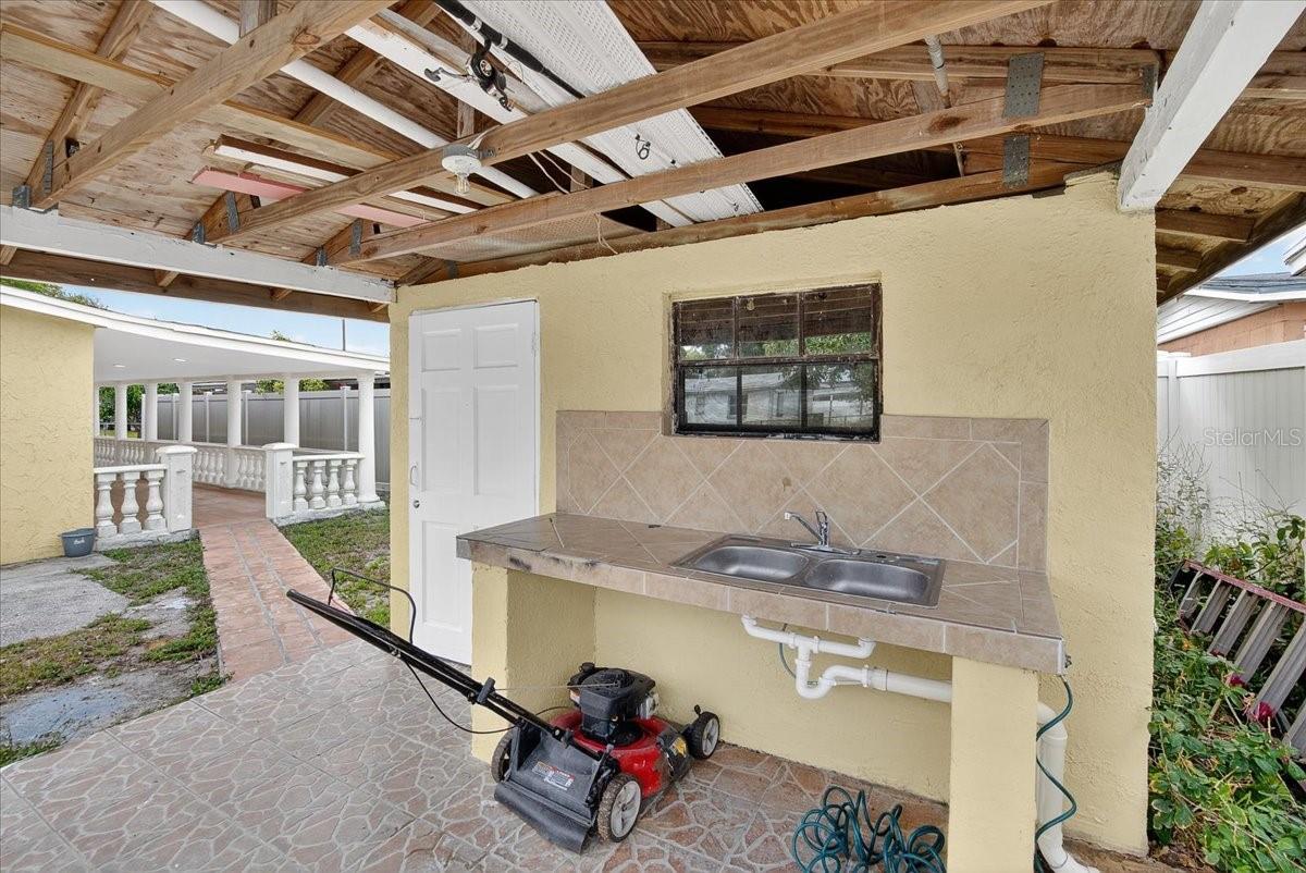 4515 W NORTH ST, TAMPA, FL — photo 38