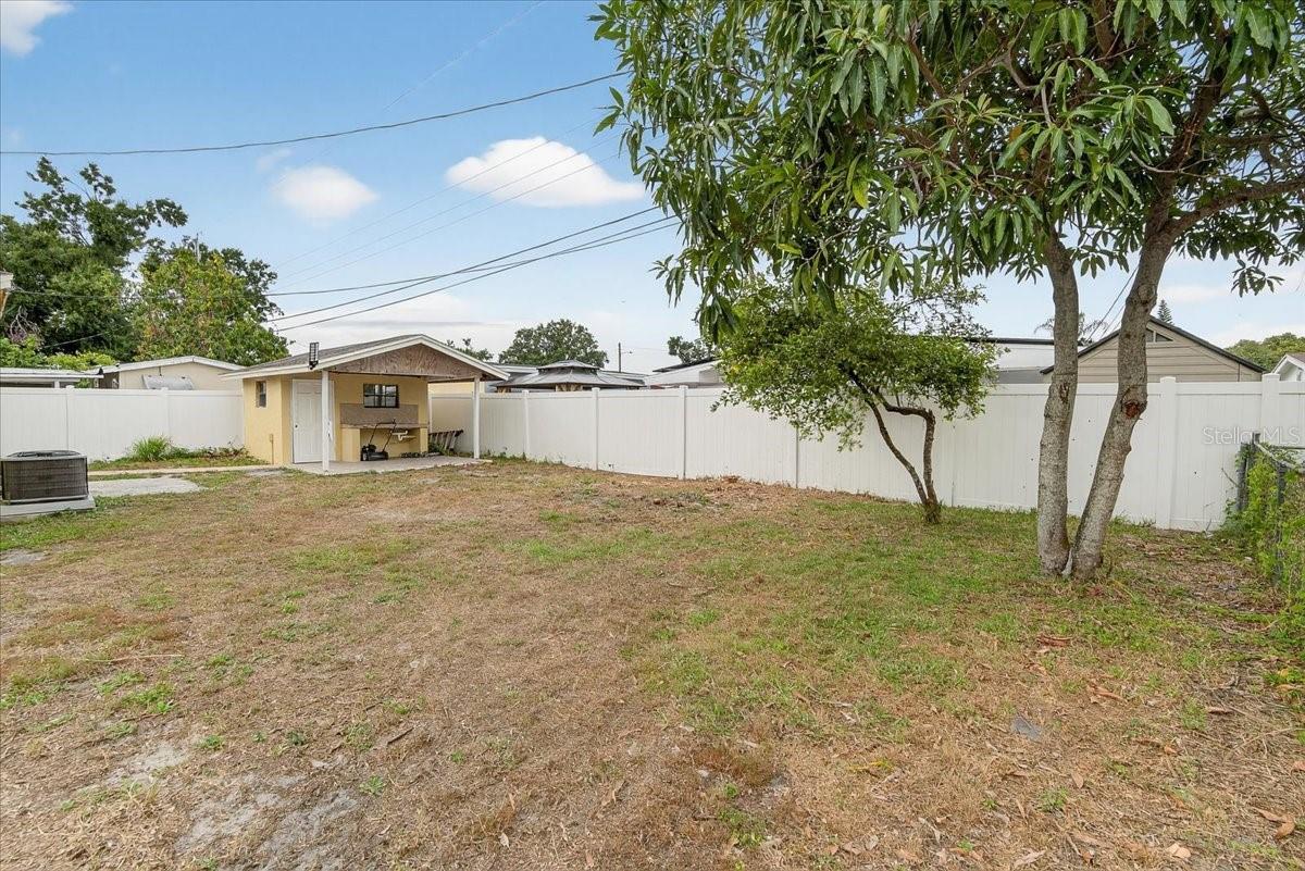 4515 W NORTH ST, TAMPA, FL — photo 42