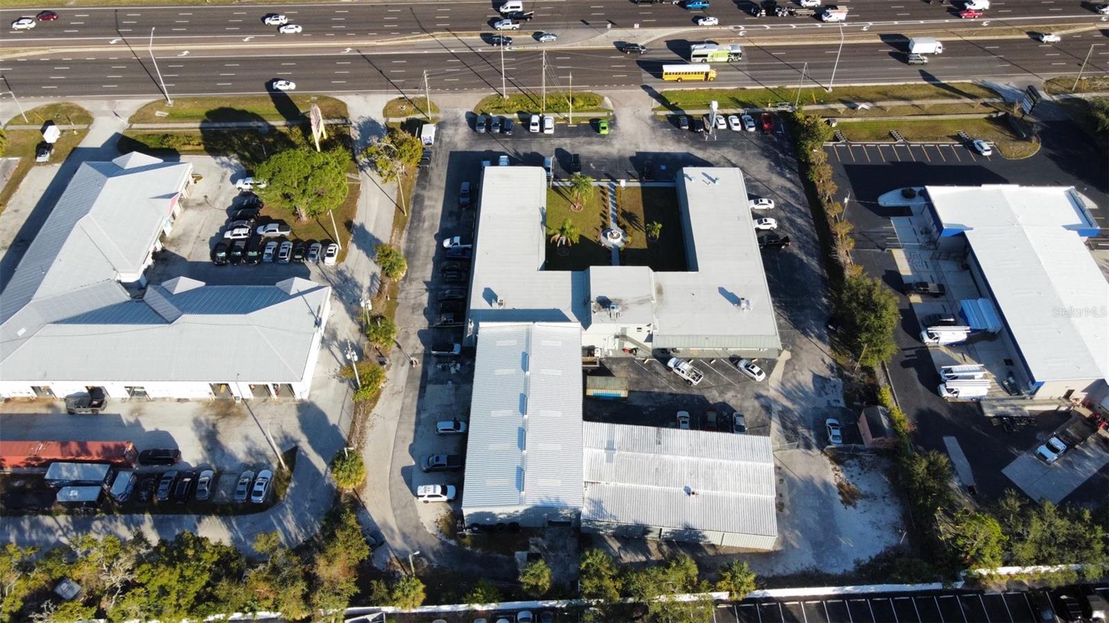 37542 US HWY 19 N, PALM HARBOR, FL