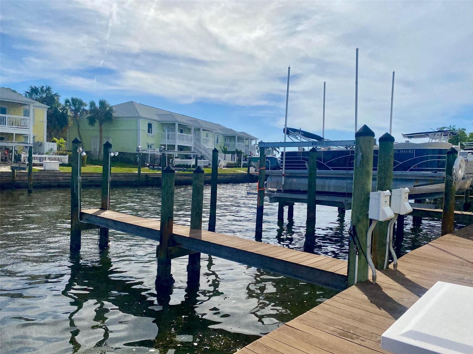 0 NE BEACH DR SE #95SS, ST PETERSBURG, FL — photo 3