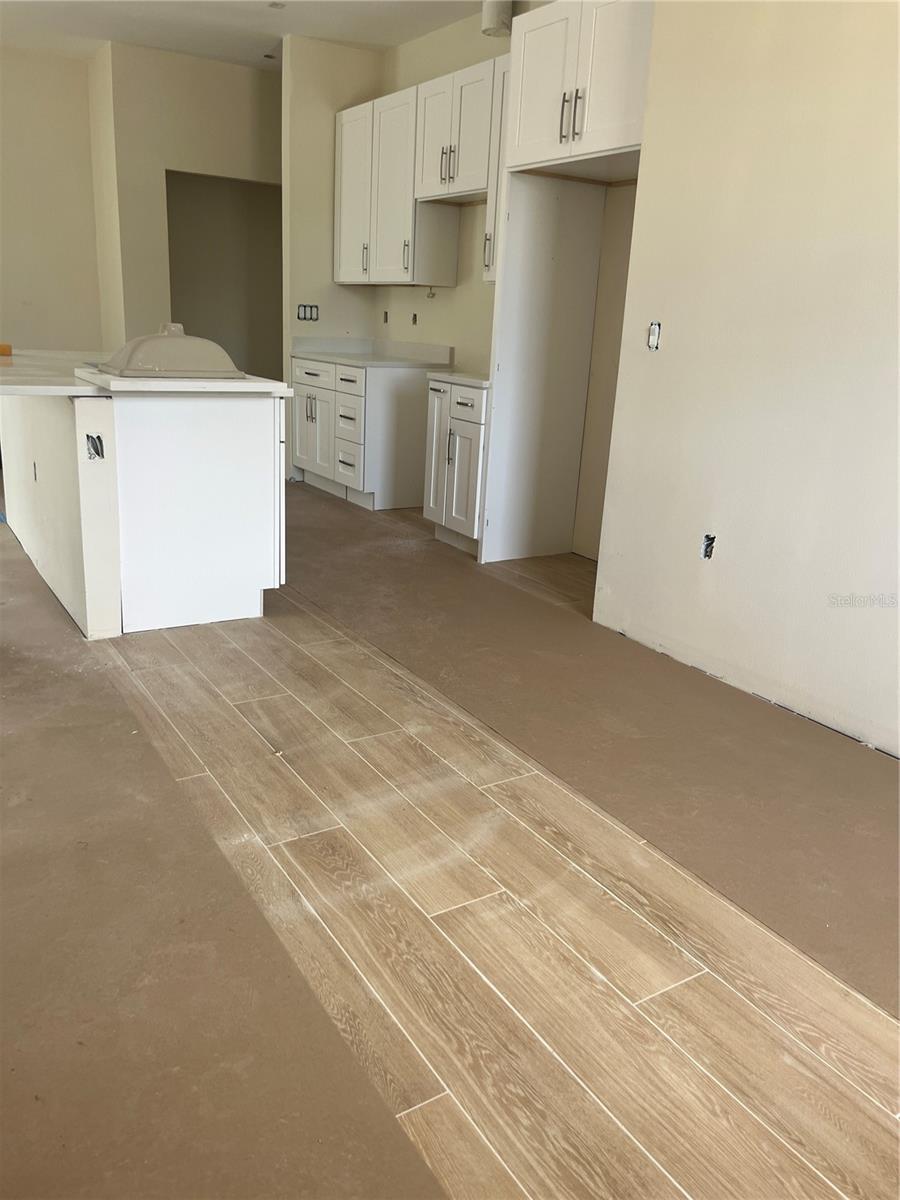 3188 GILLOT BLVD, PORT CHARLOTTE, FL — photo 2