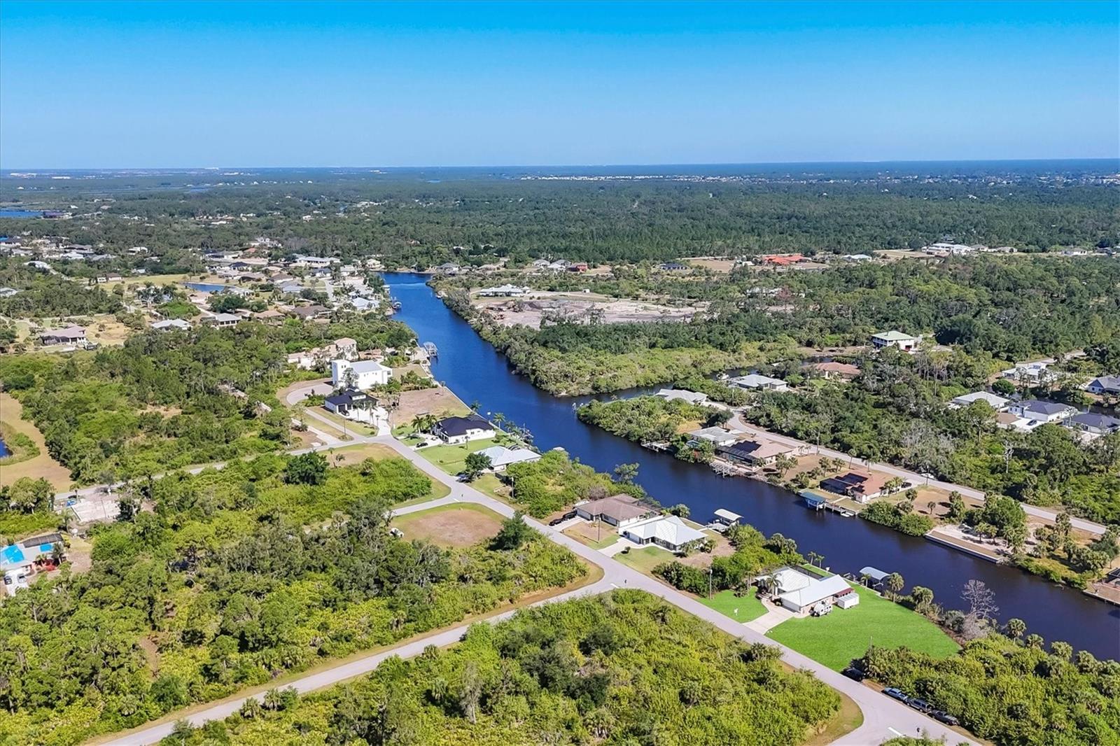 13564 WAINWRIGHT DR, PORT CHARLOTTE, FL — photo 4