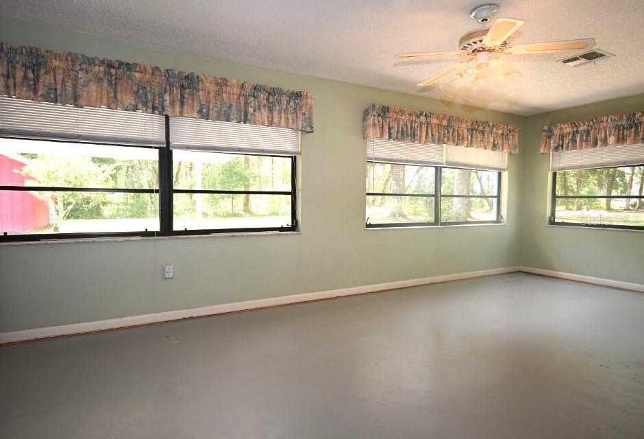 5250 LITTLE GREEN LN, DADE CITY, FL — photo 15