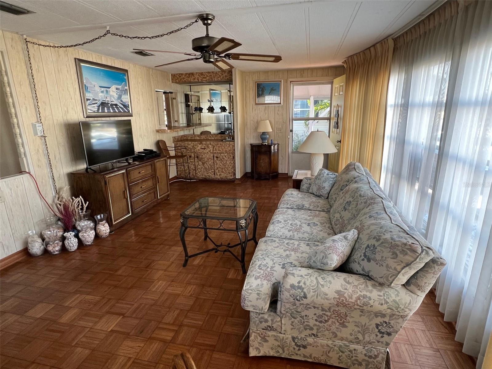 41 ROYAL PALM CIR, LARGO, FL — photo 7