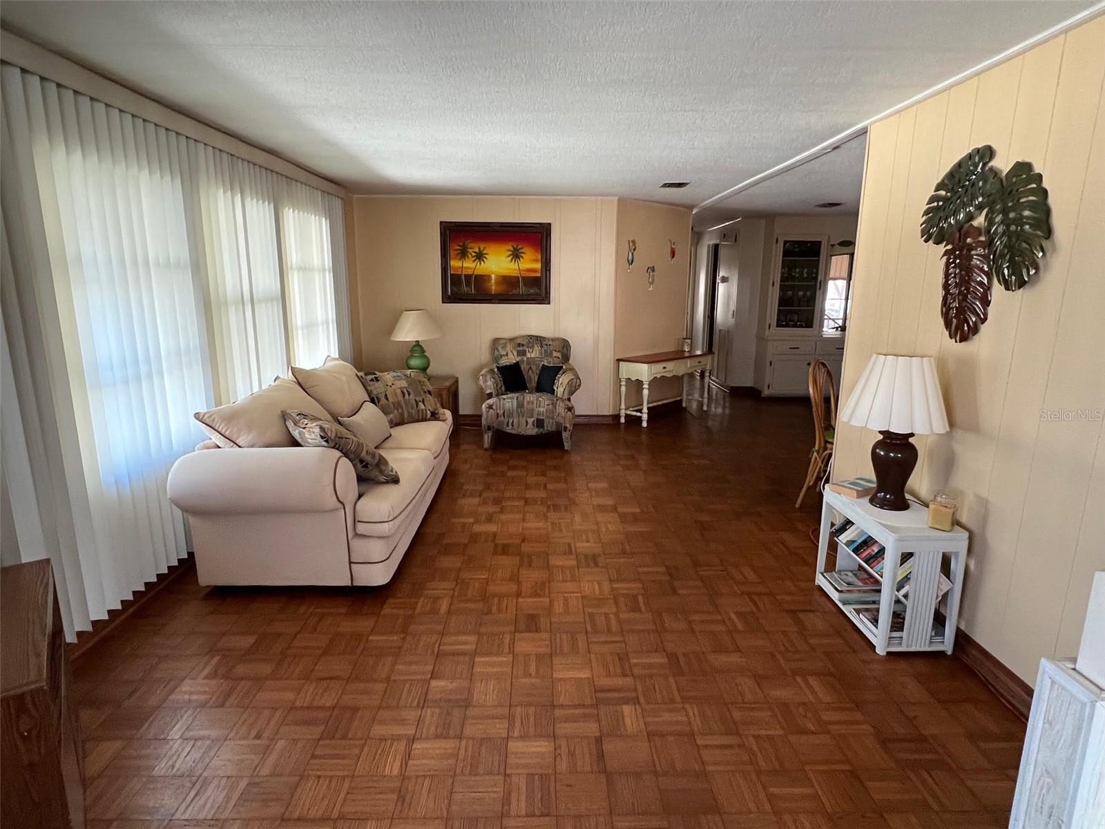 41 ROYAL PALM CIR, LARGO, FL — photo 9