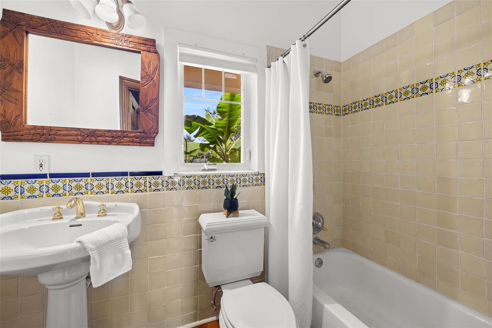7240 DR MARTIN LUTHER KING JR ST S, ST PETERSBURG, FL — photo 32