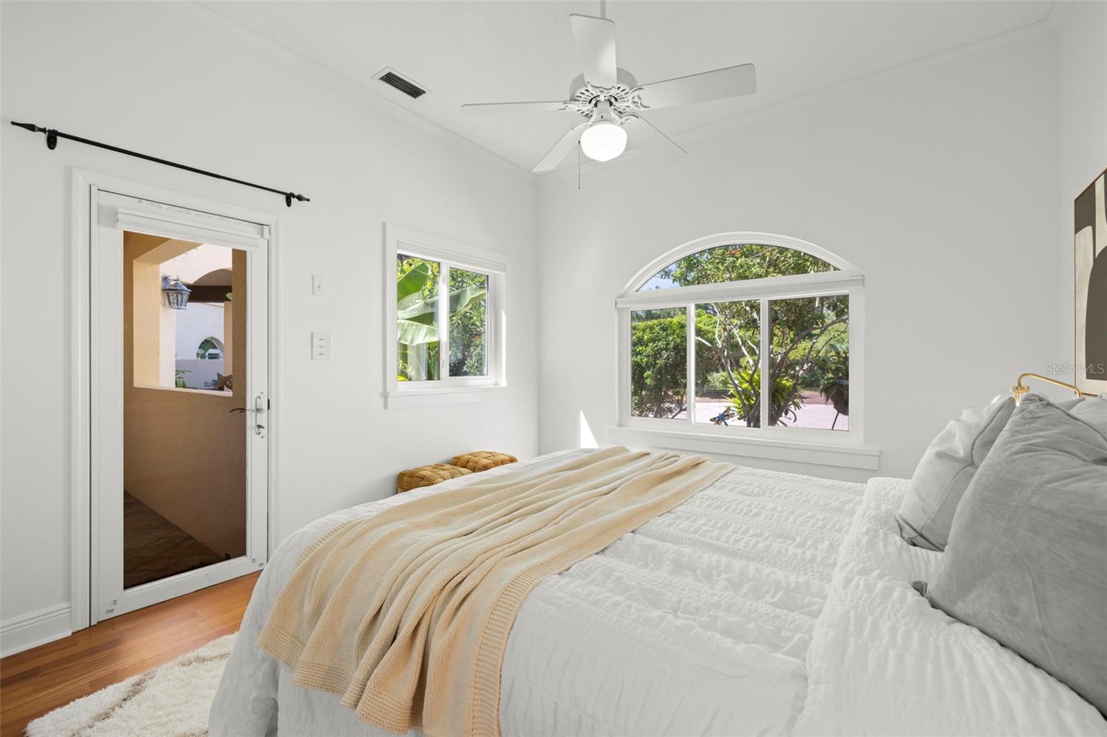 7240 DR MARTIN LUTHER KING JR ST S, ST PETERSBURG, FL — photo 33