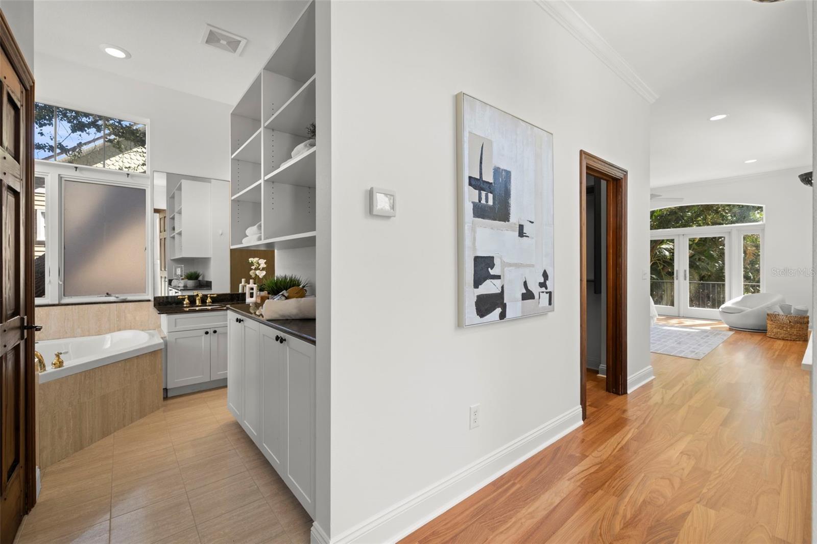 7240 DR MARTIN LUTHER KING JR ST S, ST PETERSBURG, FL — photo 59