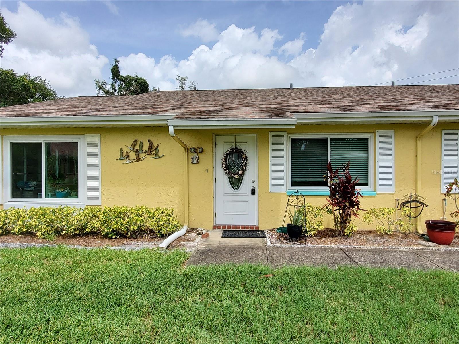 1907 CANTERBURY LN #14, SUN CITY CENTER, FL — photo 2