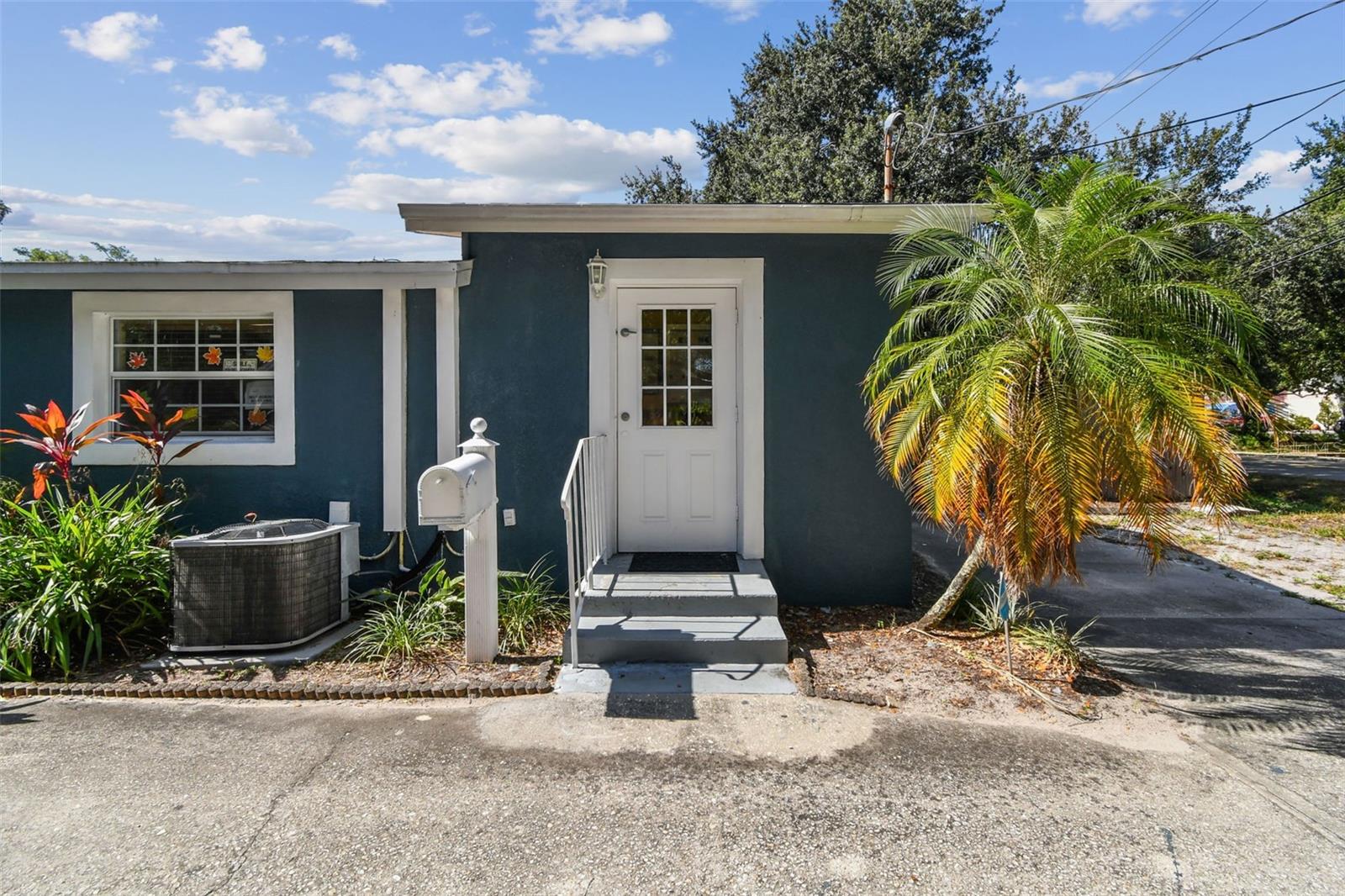9912 N MYRTLE ST, TAMPA, FL — photo 9