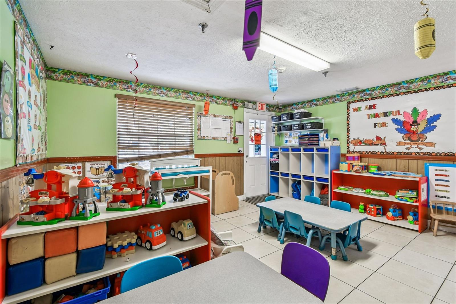 9912 N MYRTLE ST, TAMPA, FL — photo 13