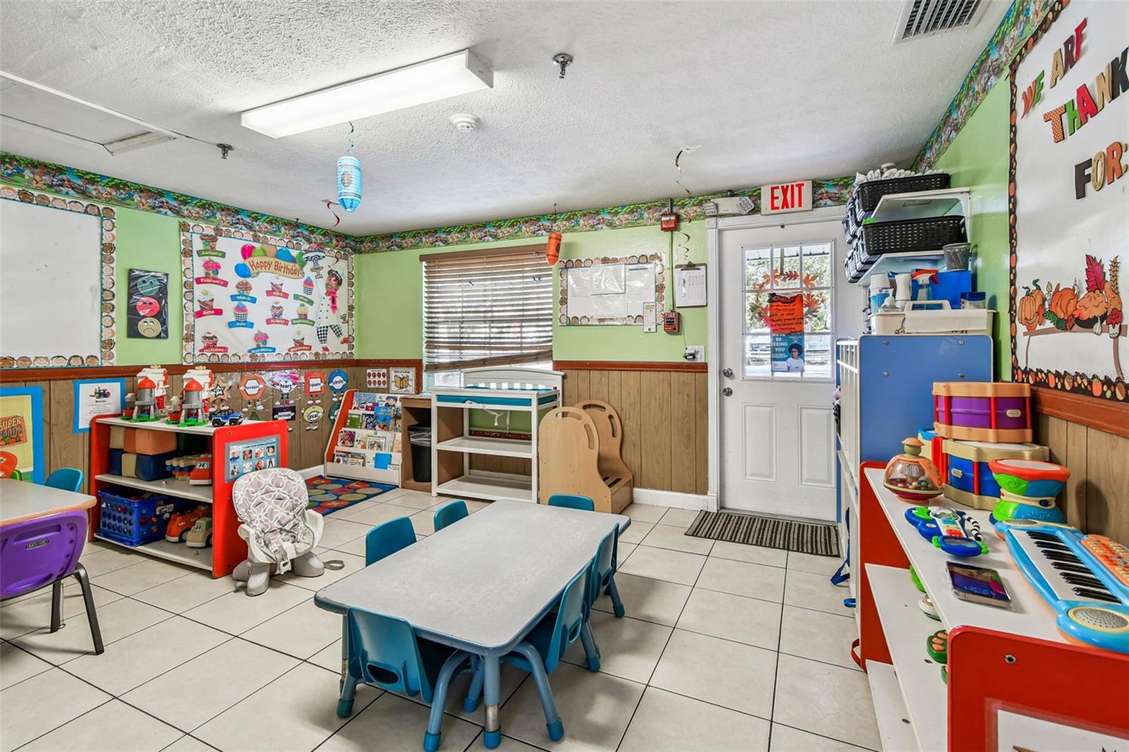 9912 N MYRTLE ST, TAMPA, FL — photo 14