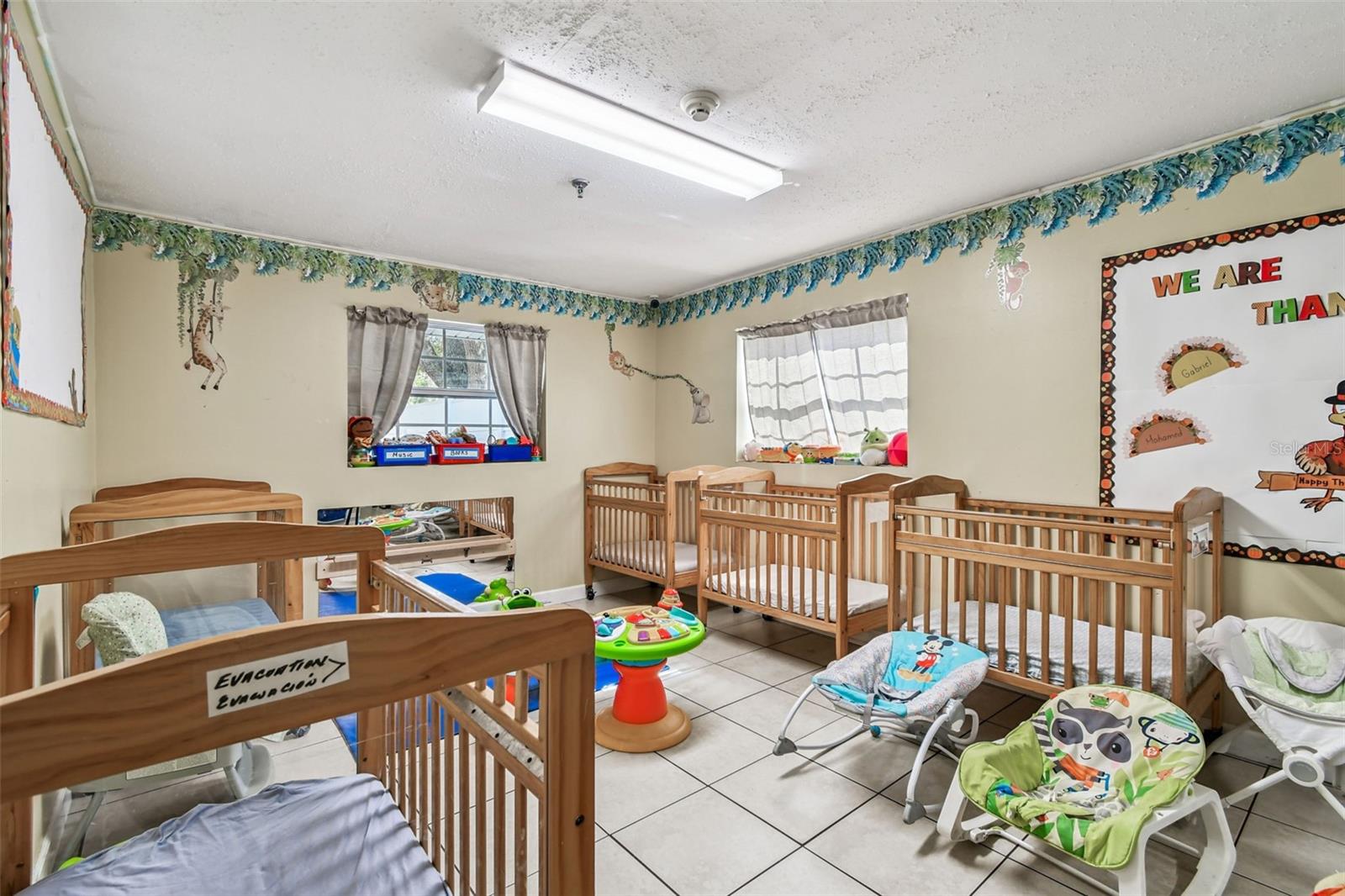 9912 N MYRTLE ST, TAMPA, FL — photo 15